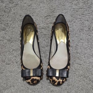 Michael Kors Leather Calf Hair Bow Leopard Print Block Heel Shoe Sz 6.5